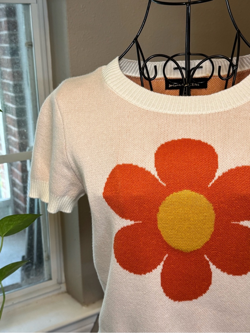 Flower power sweater top - Picture 4 of 8